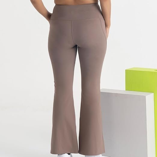 HUNNIT Flare Pants for Women | High Waisted Flared Pants | Athletic Flare Pants with Zero Transparency | Moisture Wicking Spandex Fabric | 4 Way Stretch | Flare Pants for Yoga, Workout - Image 5