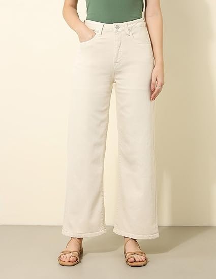 ASSN. Women's Loose Jeans - Image 3