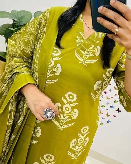 Rangnavi Women's Floral Printed Stright Kurta with Pant & Dupatta Set | Kurta set - Image 4