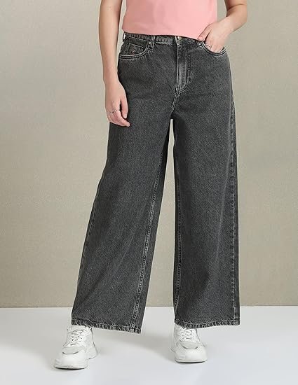 ASSN. Women's Loose High Rise Jeans - Image 3