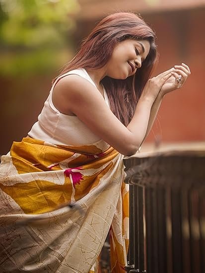 EthnicJunction Womne's Art Silk Printed and Polka Dot Saree With Blouse Piece - Image 4