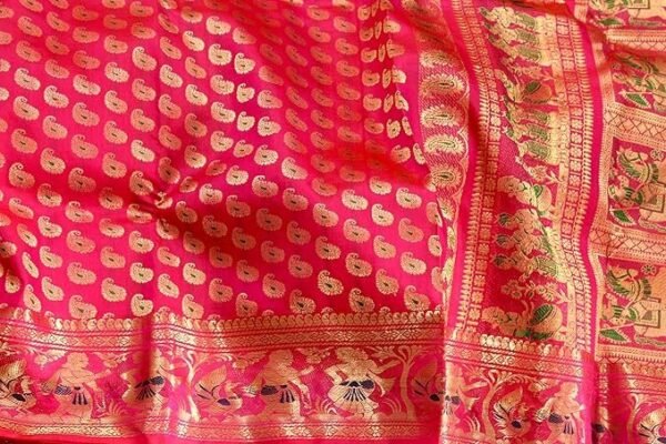 PRANTIKA Women's Bishnupuri Katan Silk Meenakari Baluchari Swarnachari Bengal Saree Coral Pink - Image 4