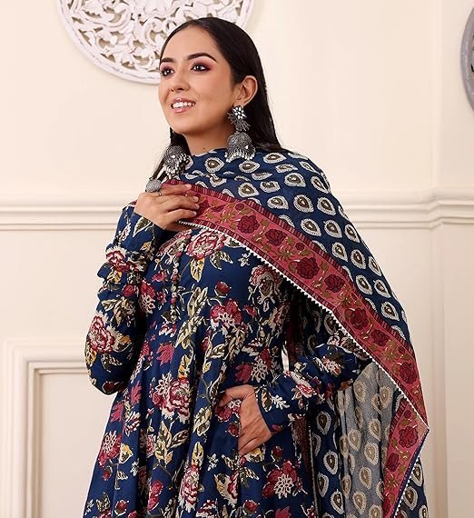 KLOSIA Women's Viscose Kurta and Pant with Dupatta Set - Image 4