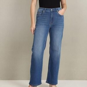 Women's mid-rise waist